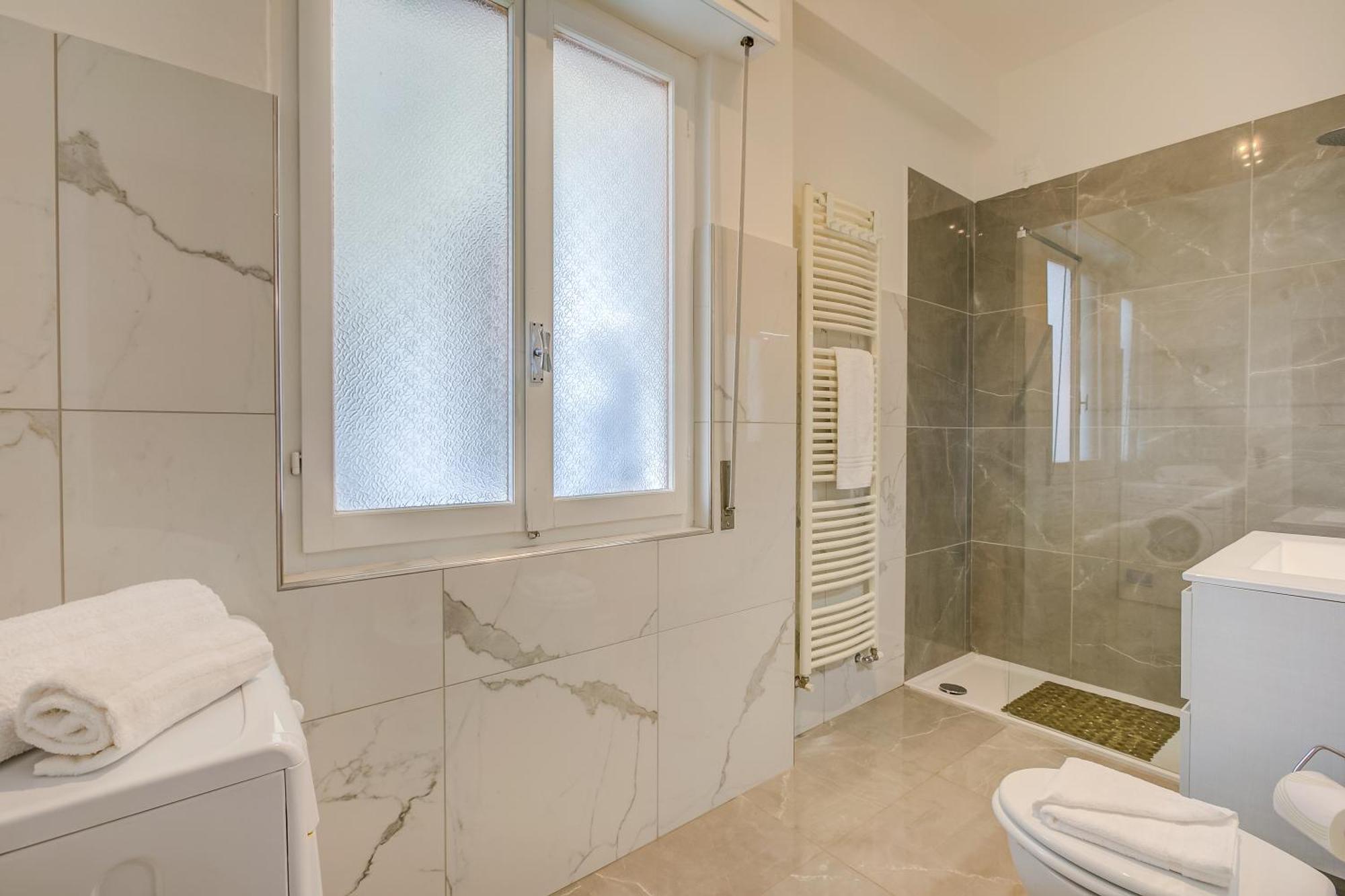 Casa Milly - Happy Rentals Дезенцано-дель-Гарда Экстерьер фото