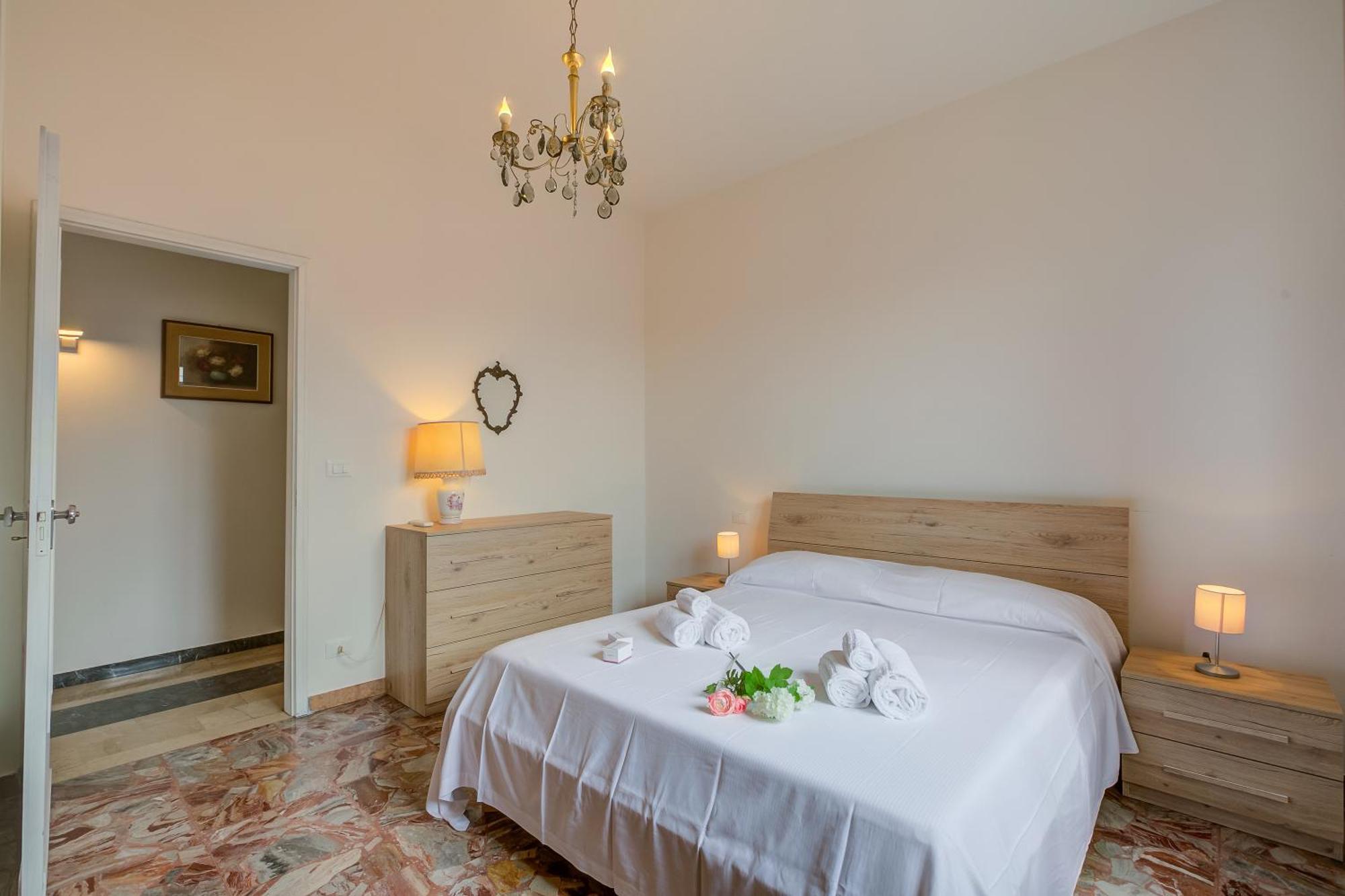 Casa Milly - Happy Rentals Дезенцано-дель-Гарда Экстерьер фото